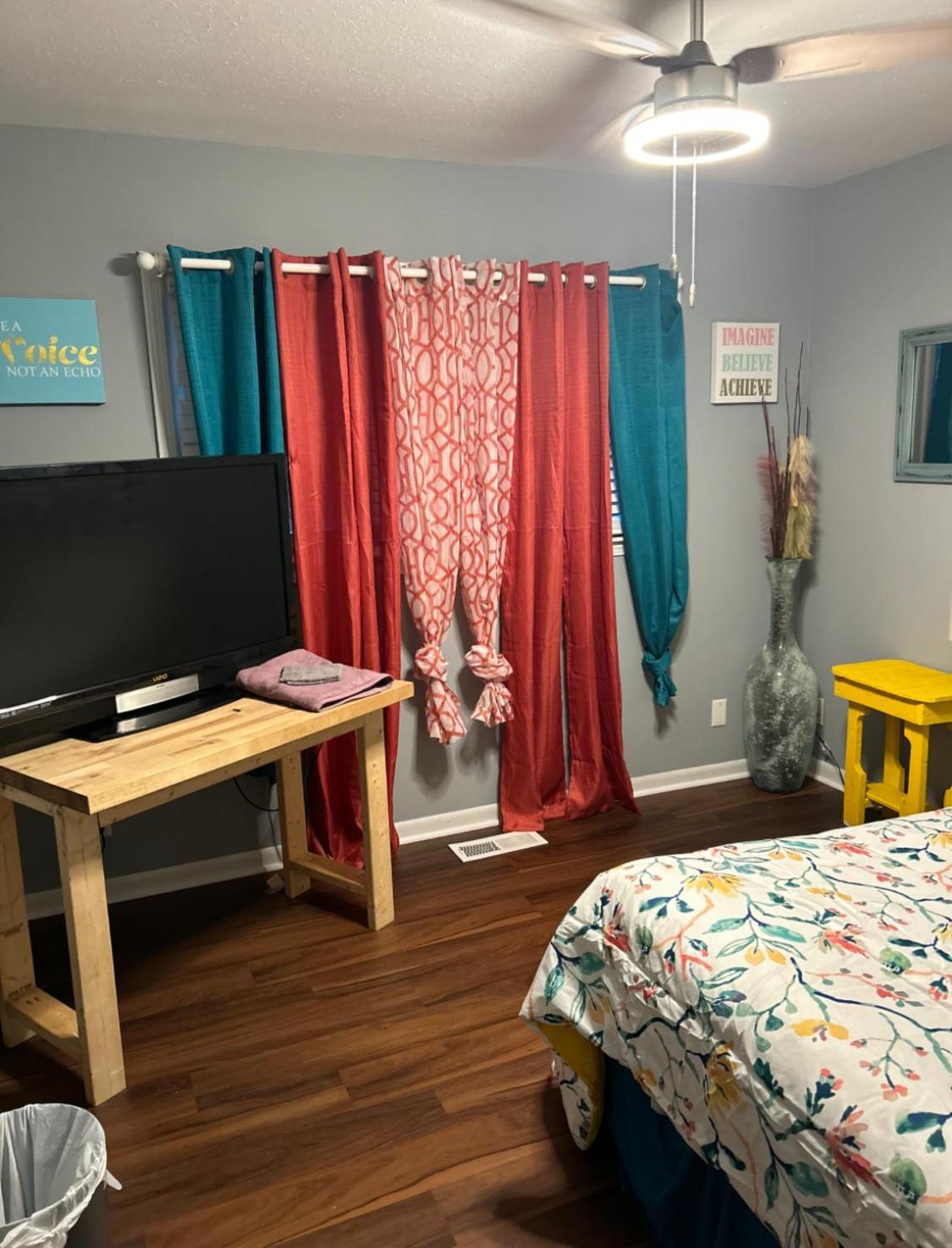 Loners Loft Private Rooms Huntsville Ngoại thất bức ảnh